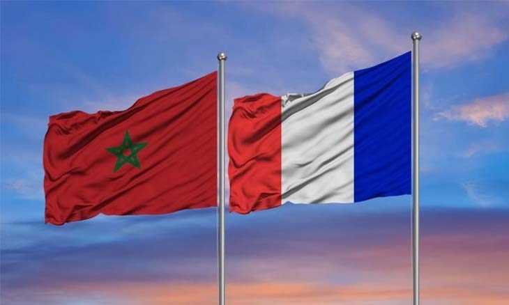 فرنسا المنافقة