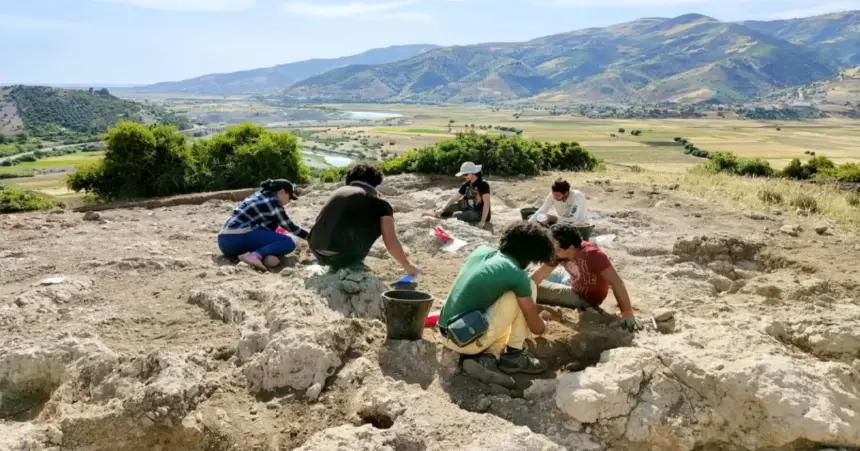 تاريخ المغرب يوجد تحت الأرض