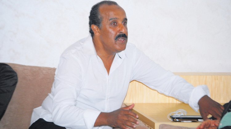 سعيد الناصري ينتج الشلاهبية في كازابلانكا