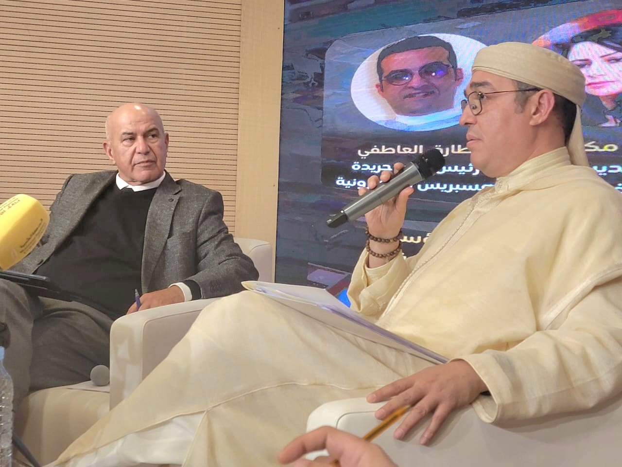 مول الحوت يدفن السياسة بالمغرب