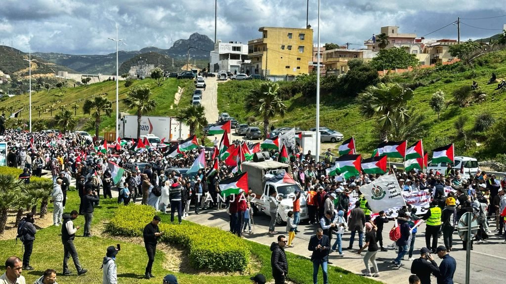 مظاهرة بالمغرب ضد رسو سفن ميرسك بميناء طنجة المتوسط
